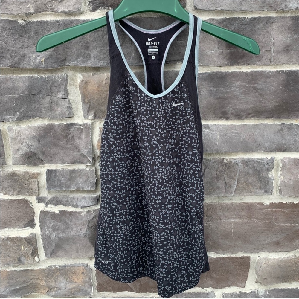 EUC Nike Dri Fit Workout Tank